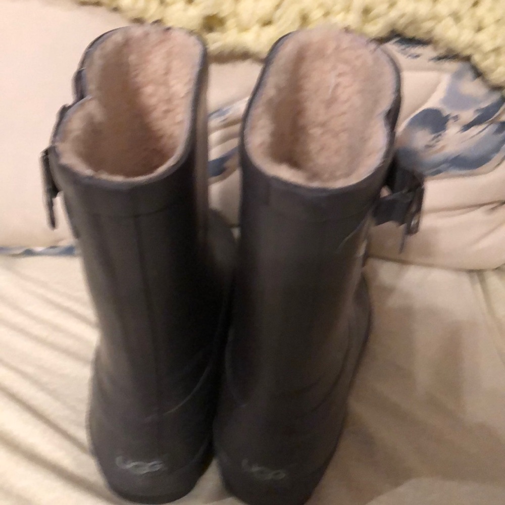 Ugg rainboots